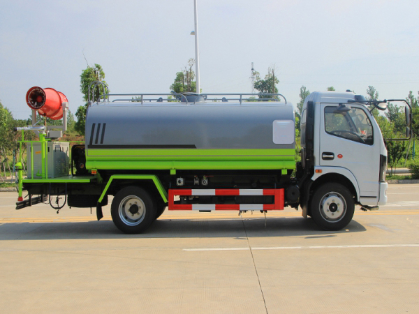 國六東風大多利卡 9噸 噴霧車