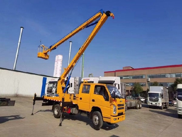 江鈴雙排13米高空作業車